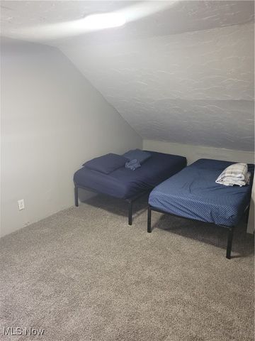 585 W Glendale Street, Bedford, OH 44146