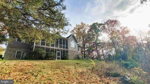 201 LIBERTY LN, Middletown, VA 22645