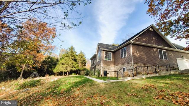 201 LIBERTY LN, Middletown, VA 22645