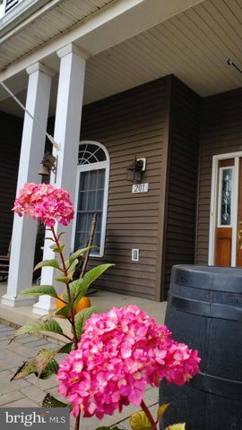 201 LIBERTY LN, Middletown, VA 22645