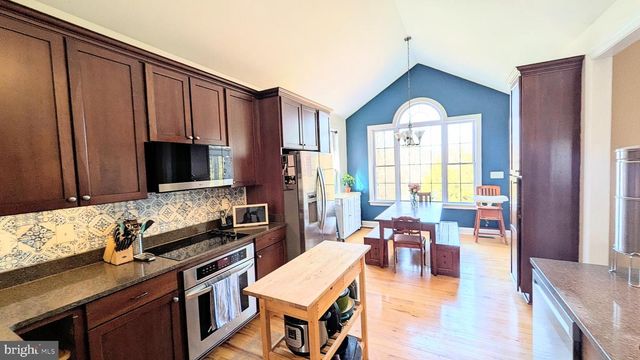 201 LIBERTY LN, Middletown, VA 22645