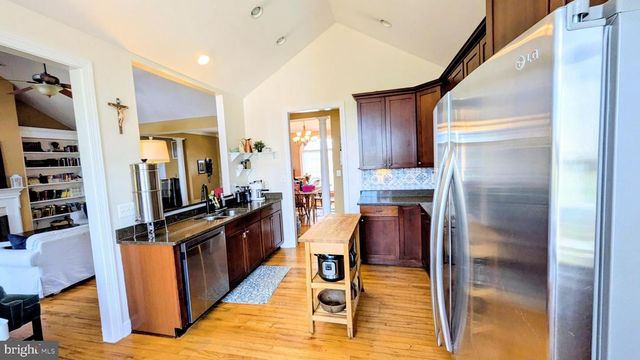 201 LIBERTY LN, Middletown, VA 22645