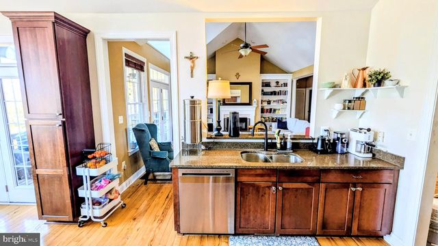 201 LIBERTY LN, Middletown, VA 22645