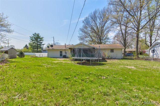 213 Utah Place, Bethalto, IL 62010
