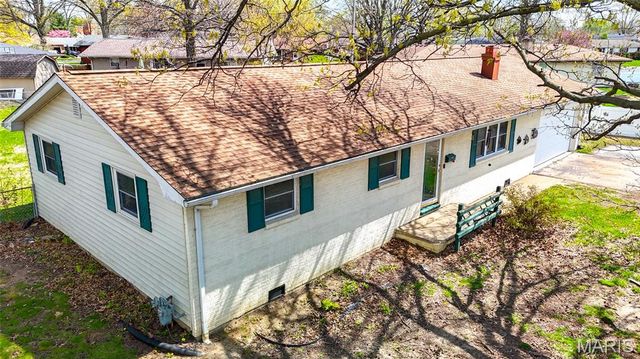 213 Utah Place, Bethalto, IL 62010