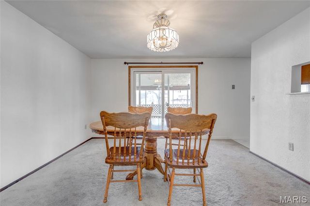 213 Utah Place, Bethalto, IL 62010