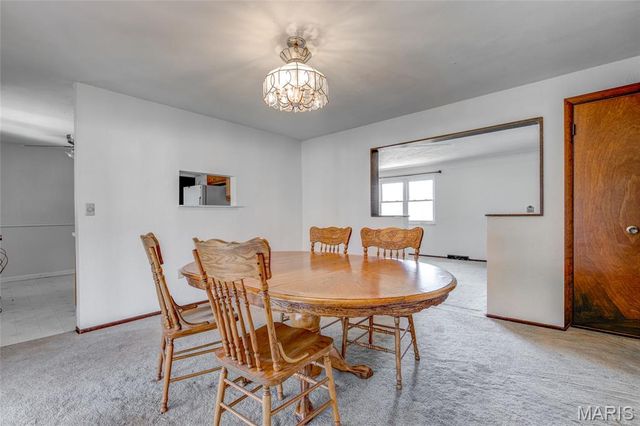 213 Utah Place, Bethalto, IL 62010