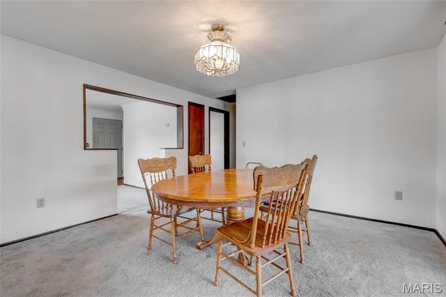 213 Utah Place, Bethalto, IL 62010