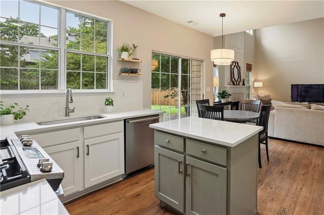 5075 Baywood Drive, Roswell, GA 30076