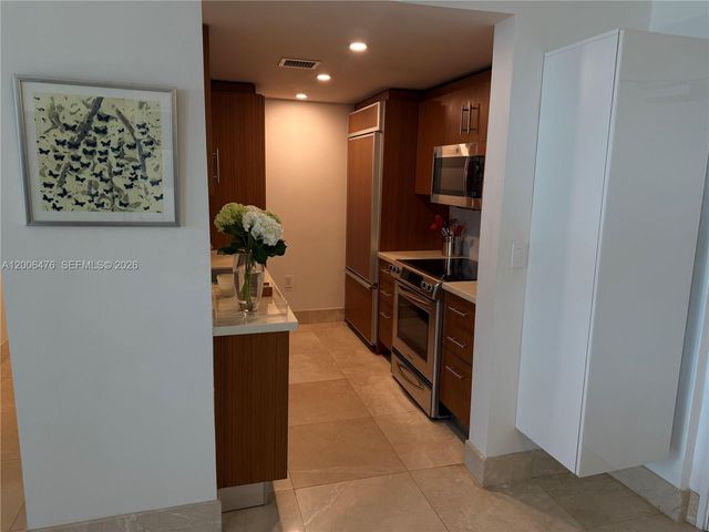 10275 Collins Ave 533, Bal Harbour, FL 33154