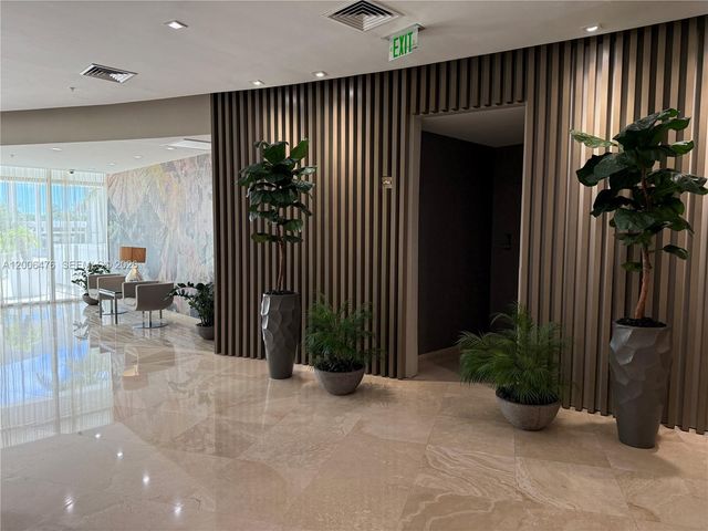 10275 Collins Ave 533, Bal Harbour, FL 33154