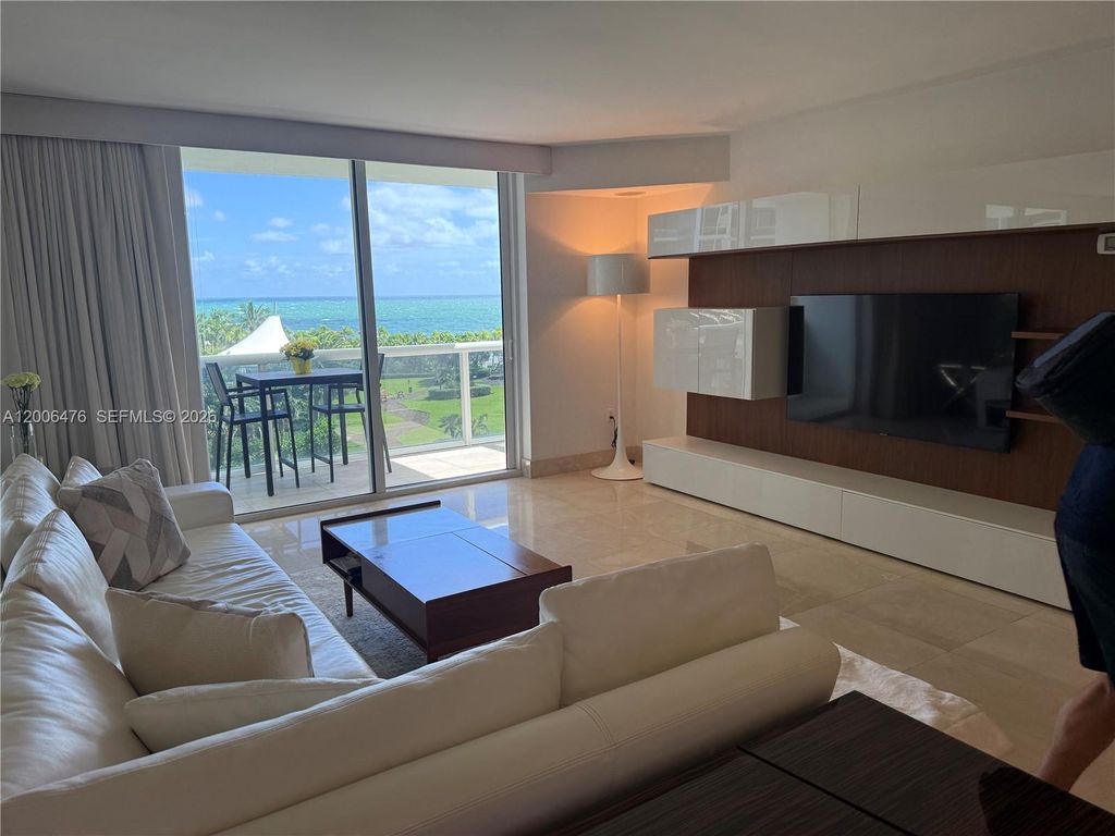 10275 Collins Ave 533, Bal Harbour, FL 33154