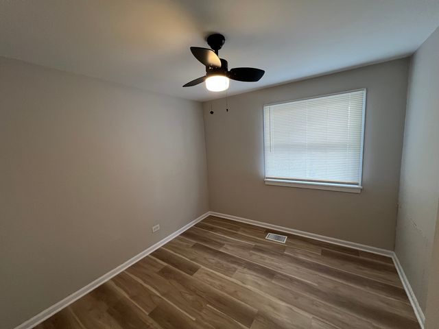 4813 W 102nd Street, Oak Lawn, IL 60453