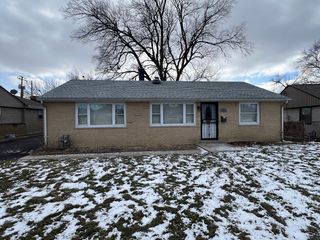 4813 W 102nd Street, Oak Lawn, IL 60453