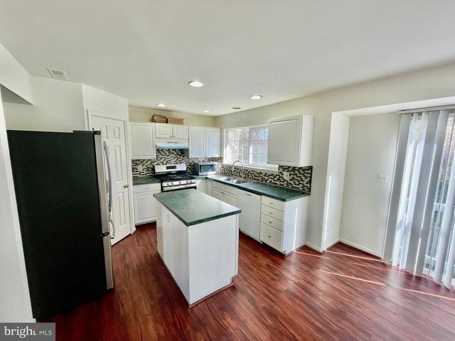 16949 TOMS RIVER LOOP, Dumfries, VA 22026