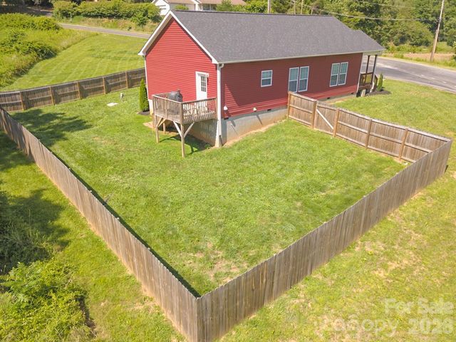 2 Clarks Chapel Extension, Weaverville, NC 28787