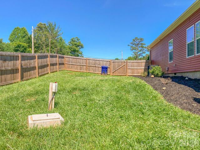 2 Clarks Chapel Extension, Weaverville, NC 28787