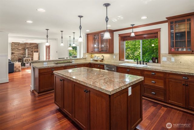 6907 184th Street SE, Snohomish, WA 98296