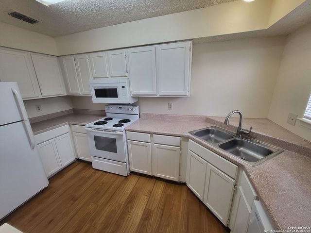 6316 Cambridge Dr Apt 3, San Antonio, TX 78218