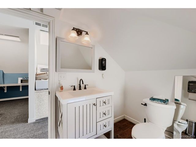 1960 N Clarkson St, Denver, CO 80218