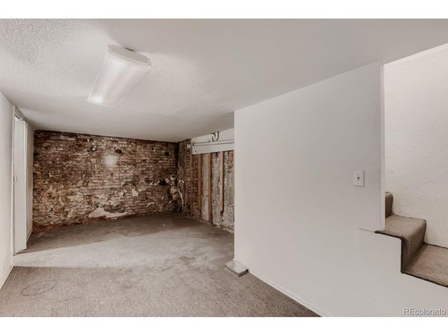 1960 N Clarkson St, Denver, CO 80218