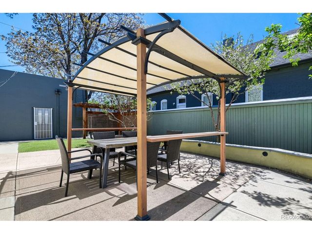 1960 N Clarkson St, Denver, CO 80218