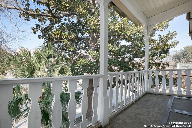 822 E Carson St Apt 2, San Antonio, TX 78208