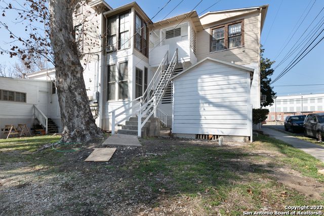 822 E Carson St Apt 2, San Antonio, TX 78208