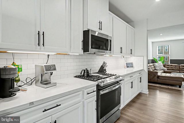 10835 BECKENHAM ST, Middle River, MD 21220