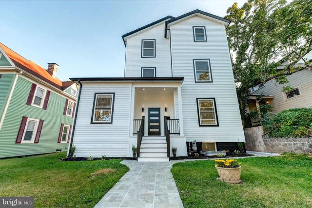 1923 JACKSON ST NE, Washington, DC 20018