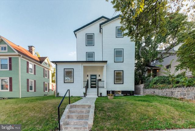 1923 JACKSON ST NE, Washington, DC 20018