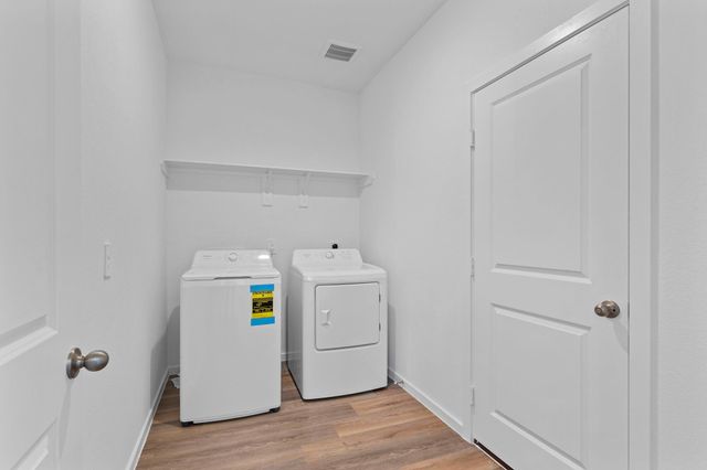 1418 Angelfish, Iowa Colony, TX 77583