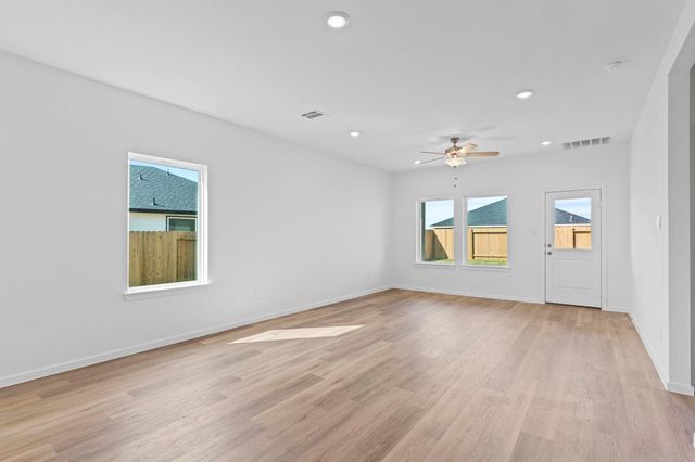 1418 Angelfish, Iowa Colony, TX 77583