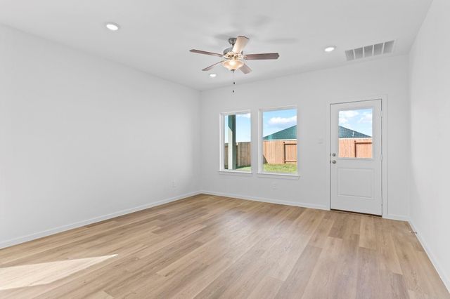 1418 Angelfish, Iowa Colony, TX 77583