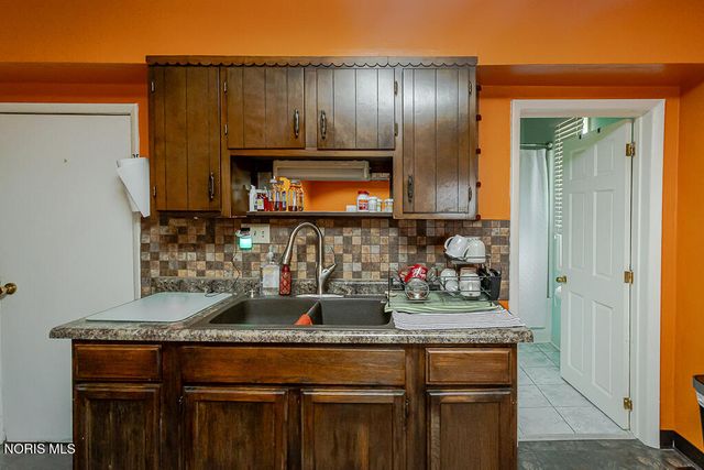 718 Plymouth Street, Toledo, OH 43605