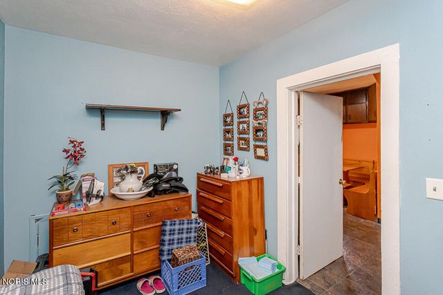 718 Plymouth Street, Toledo, OH 43605