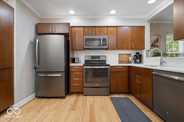 6214 Behner Crossing, Indianapolis, IN 46250