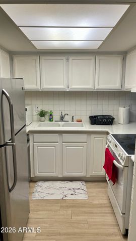 11042 N 28TH Drive 136, Phoenix, AZ 85029