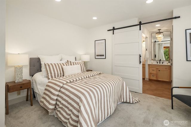 12640 Manzanita Road NE, Bainbridge Island, WA 98110