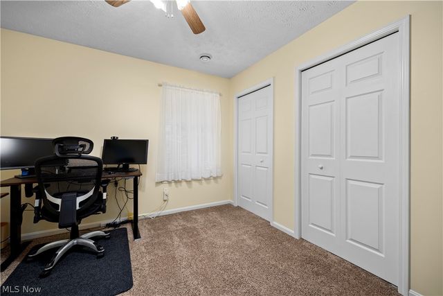 732 Oakdale Circle, Elyria, OH 44035