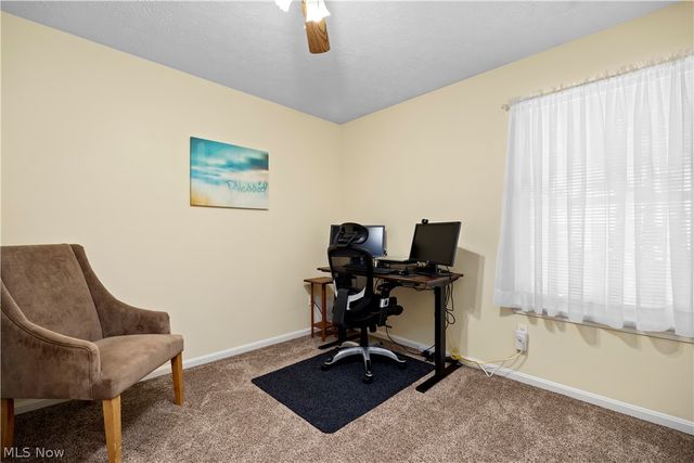 732 Oakdale Circle, Elyria, OH 44035