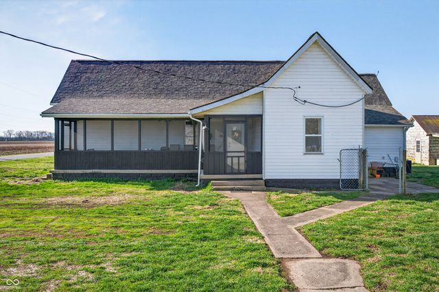 7120 N 250 E, Columbus, IN 47203