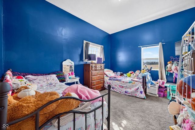 7120 N 250 E, Columbus, IN 47203