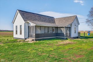 7120 N 250 E, Columbus, IN 47203