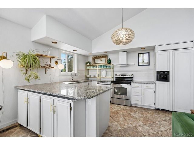 38 Pinon Rd, Bailey, CO 80421