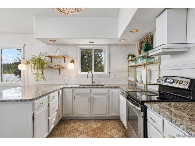 38 Pinon Rd, Bailey, CO 80421
