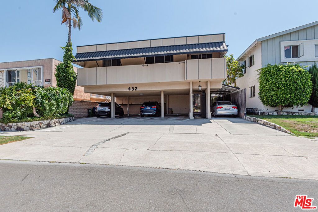 Image 1 of property listing at 432 S Sherbourne Drive, Los Angeles, CA 90048
