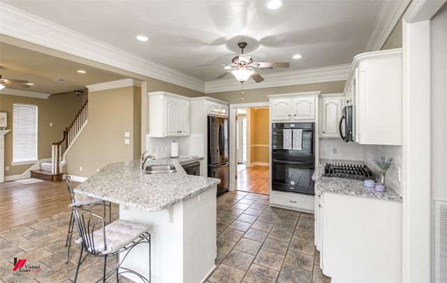 339 Hunters Hollow, Bossier City, LA 71111