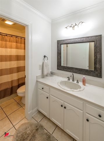 339 Hunters Hollow, Bossier City, LA 71111