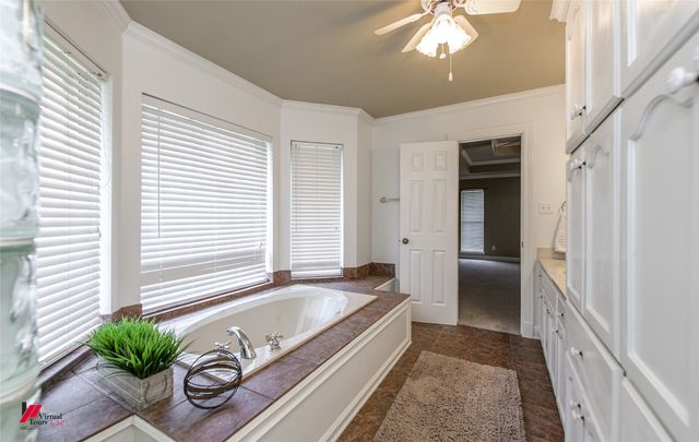 339 Hunters Hollow, Bossier City, LA 71111